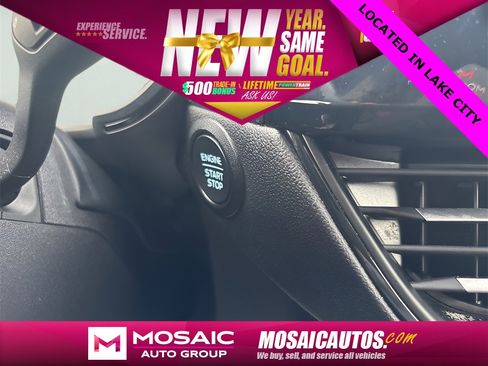 Used 2025 Ford Escape ST-Line image 30