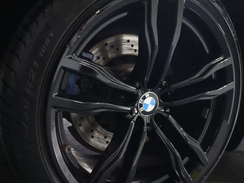 Used 2018 BMW X6 M w/ Executive Package image 28