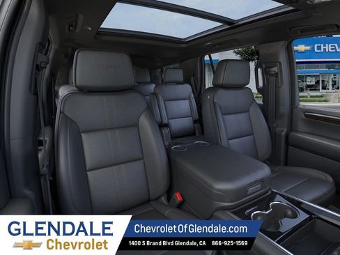 New 2026 Chevrolet Tahoe High Country w/ LPO, Illumination Package RWD image 16