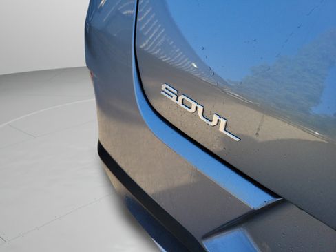 Certified 2024 Kia Soul EX FWD image 9