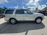 Used 2014 Lincoln Navigator 2WD image 5