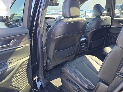 New 2025 Jeep Grand Cherokee L Limited image 5