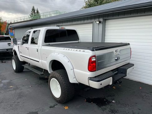 Used 2016 Ford F350 Platinum image 2