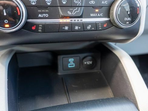 Used 2023 Ford Escape Active AWD/4WD image 27