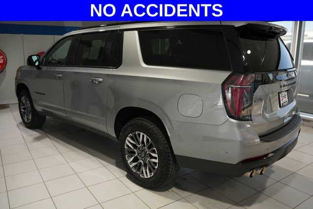 Used 2025 Chevrolet Suburban Z71 AWD/4WD image 4