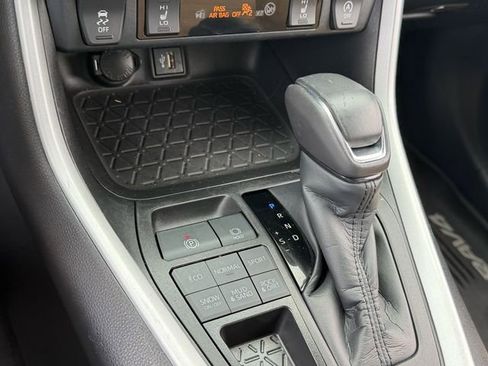 Used 2023 Toyota RAV4 XLE Premium AWD/4WD image 22