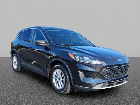 Certified 2022 Ford Escape SE w/ Convenience Package FWD image 2