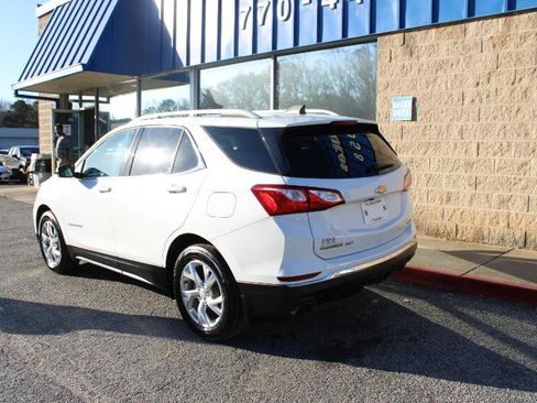 Used 2019 Chevrolet Equinox LT w/ Sun & Navigation Package image 6