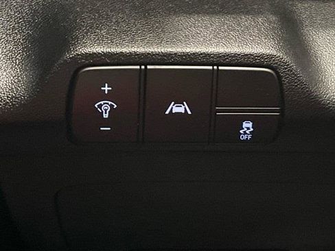 Used 2022 Hyundai Elantra SEL w/ Convenience Package image 29