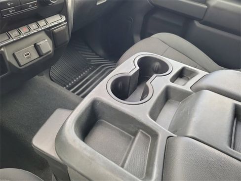 Used 2020 Chevrolet Silverado 1500 Custom w/ Custom Value Package image 25