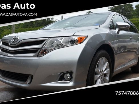 Used 2015 Toyota Venza LE AWD/4WD image 1