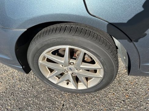 Used 2012 Ford Fusion SEL image 10