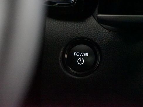 Used 2025 Toyota Camry XSE image 24