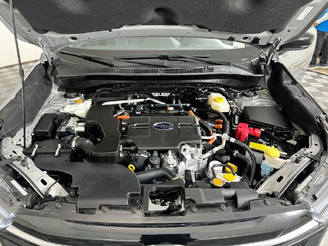 Used 2025 Subaru Forester Touring AWD/4WD image 31