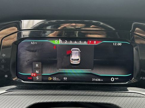 Used 2024 Volkswagen Golf R 2.0T image 20