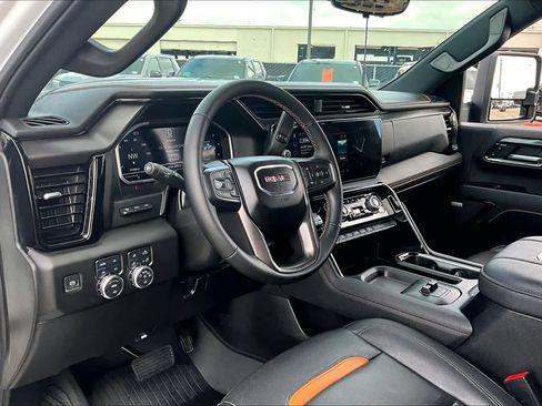 Certified 2024 GMC Sierra 2500 AT4 w/ AT4 Premium Plus Package image 18