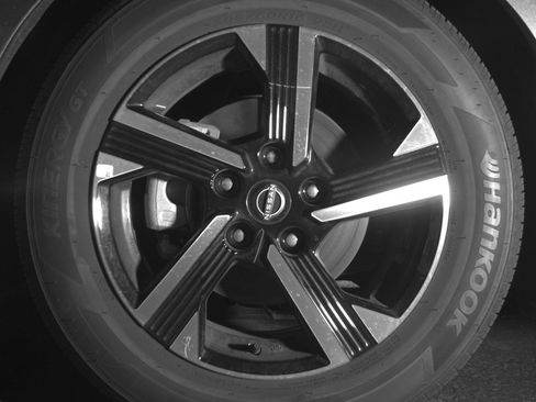 Used 2025 Nissan Sentra SV image 12