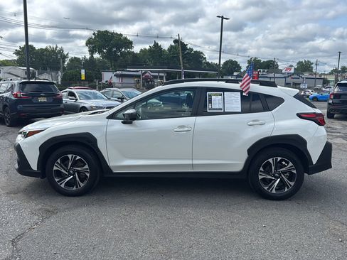 Used 2024 Subaru Crosstrek 2.0i Premium AWD/4WD image 8