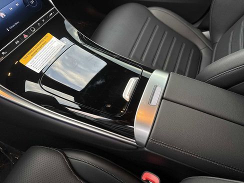 New 2026 Mercedes-Benz GLC 300 image 22