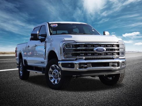 Used 2024 Ford F250 Lariat w/ Chrome Package AWD/4WD image 2