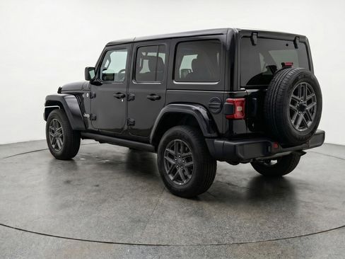Used 2025 Jeep Wrangler Unlimited Sport AWD/4WD image 6