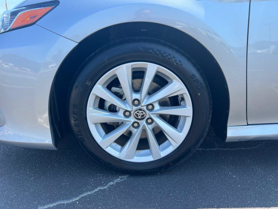 Used 2022 Toyota Camry LE FWD image 31