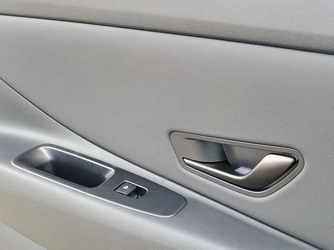 New 2026 Hyundai Elantra SEL Sport FWD image 20