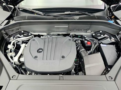 New 2026 Volvo XC90 B5 Plus w/ Protection Package image 29