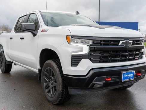 Used 2024 Chevrolet Silverado 1500 LT Trail Boss image 4