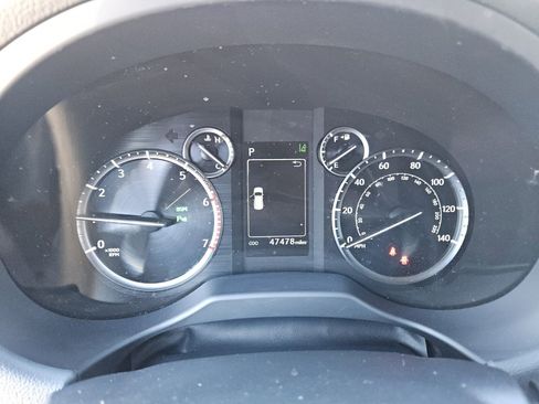 Used 2021 Lexus GX 460 Premium image 30