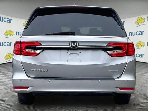 Used 2024 Honda Odyssey Touring image 5