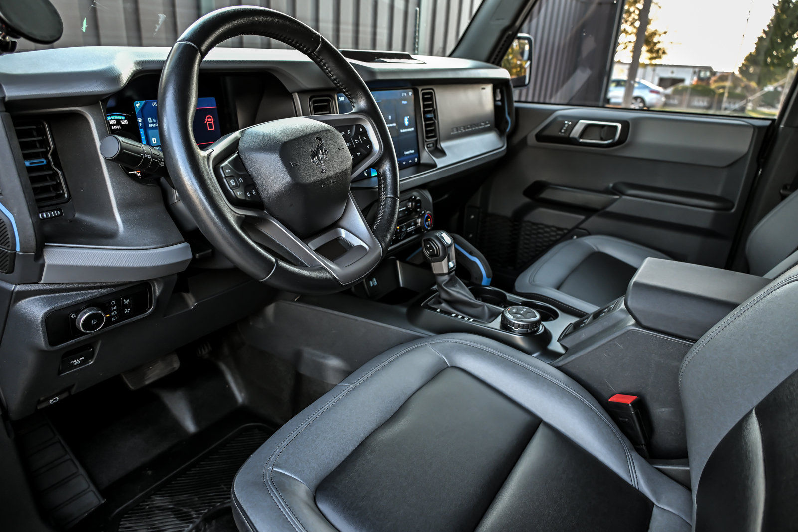 Used 2024 Ford Bronco Black Diamond AWD/4WD image 23