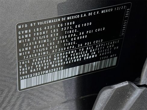 Used 2023 Volkswagen Taos SE w/ Panoramic Sunroof Package image 26