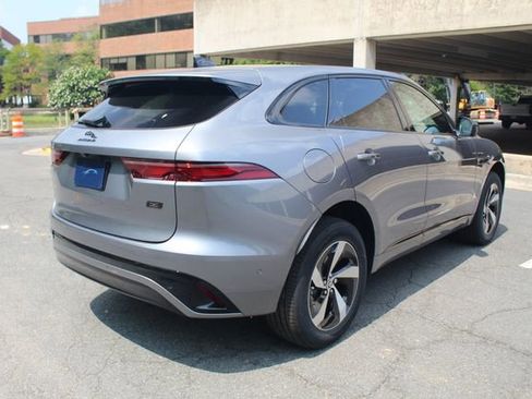 New 2026 Jaguar F-PACE R-Dynamic S image 2