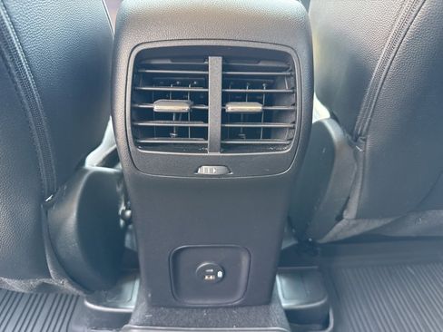 Used 2022 Ford Escape SEL image 13