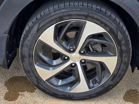 Used 2018 Hyundai Tucson Value AWD/4WD image 8