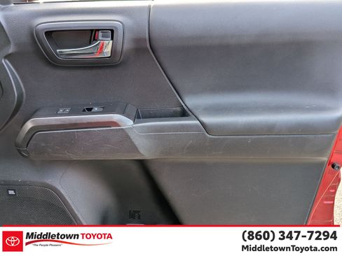 Certified 2021 Toyota Tacoma TRD Off-Road w/ TRD Premium Off Road Package AWD/4WD image 35