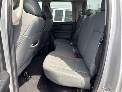 Used 2013 RAM 1500 Express AWD/4WD image 9