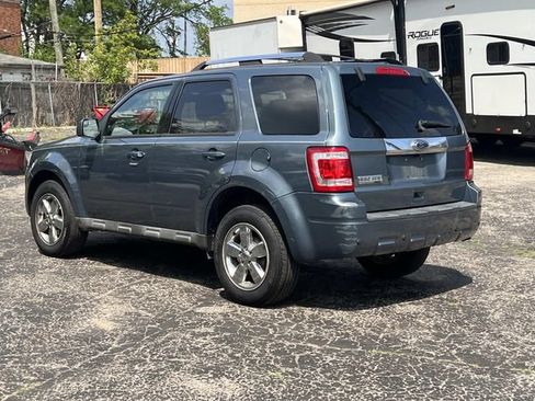 Used 2010 Ford Escape Limited FWD image 3