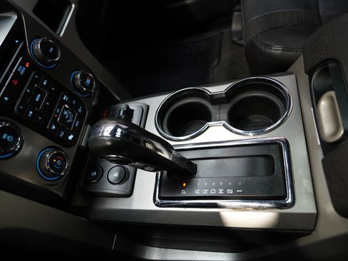 Used 2013 Ford F150 Raptor w/ Luxury Equipment Group image 63