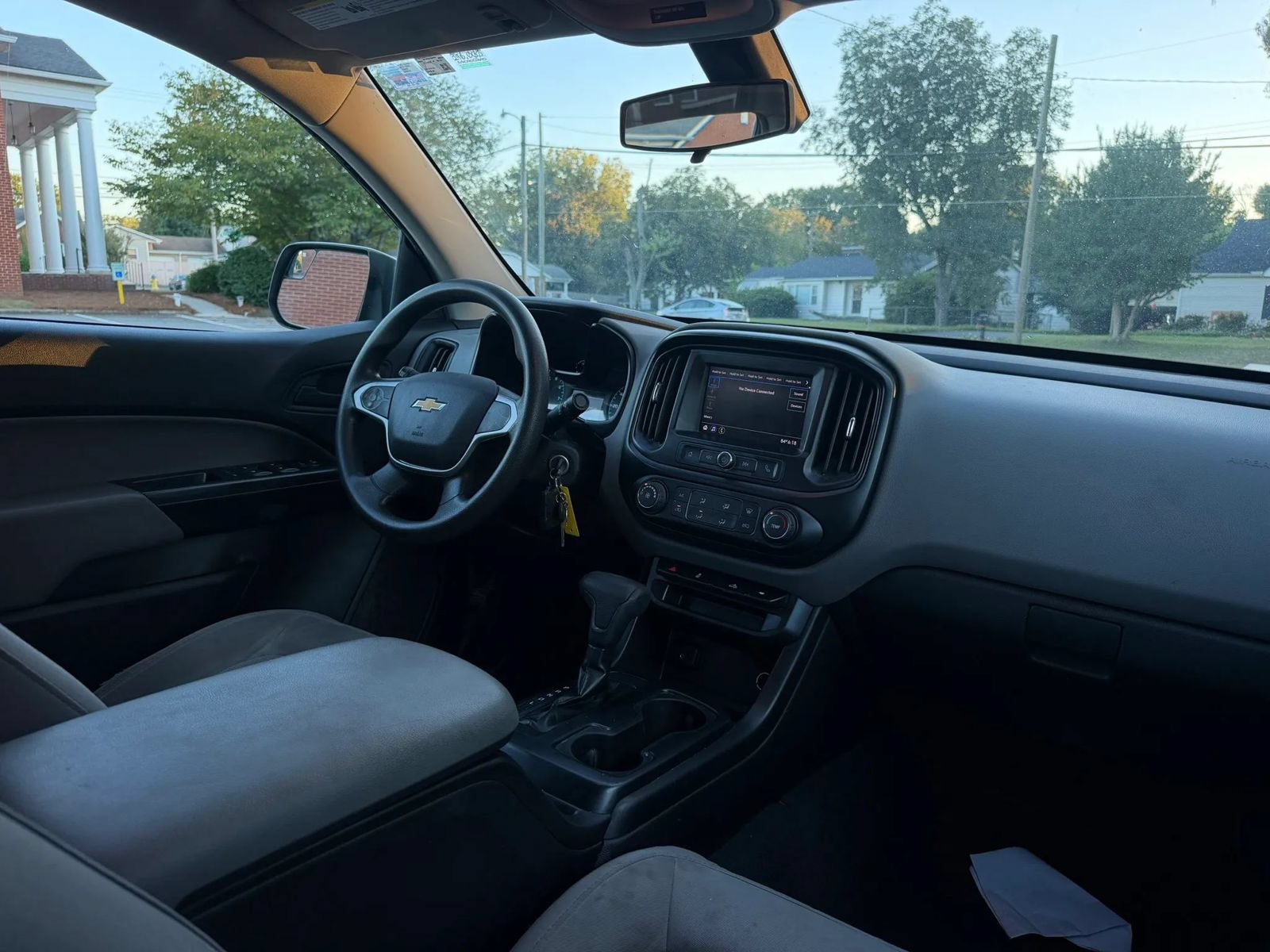 Used 2021 Chevrolet Colorado W/T w/ WT Convenience Package AWD/4WD image 12