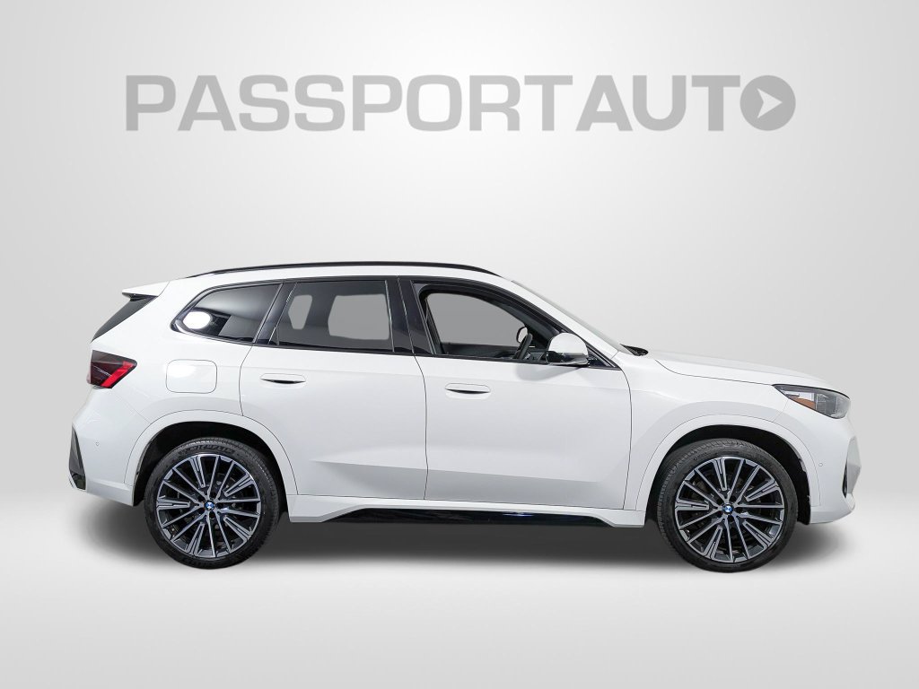 Used 2023 BMW X1 xDrive28i w/ Premium Package AWD/4WD image 8