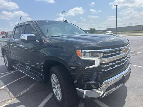 Used 2025 Chevrolet Silverado 1500 LTZ w/ LTZ Premium Package AWD/4WD image 3