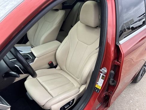 Used 2020 BMW 330i xDrive Sedan AWD/4WD image 19