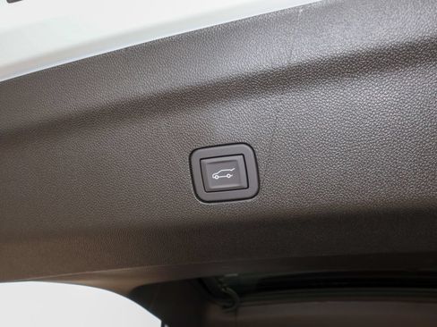 New 2026 GMC Yukon AT4 w/ AT4 Premium Plus Package AWD/4WD image 6