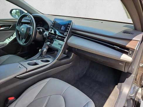 Used 2022 Toyota Avalon XLE w/ Moonroof Package FWD image 20
