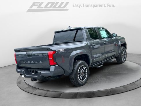 Used 2025 Toyota Tacoma TRD Sport image 7