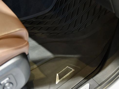 Used 2022 BMW X5 xDrive40i w/ Premium Package image 27