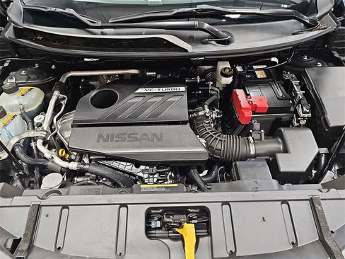 Used 2024 Nissan Rogue SV image 29