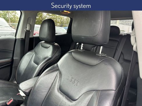 Used 2017 Jeep Compass Limited image 15